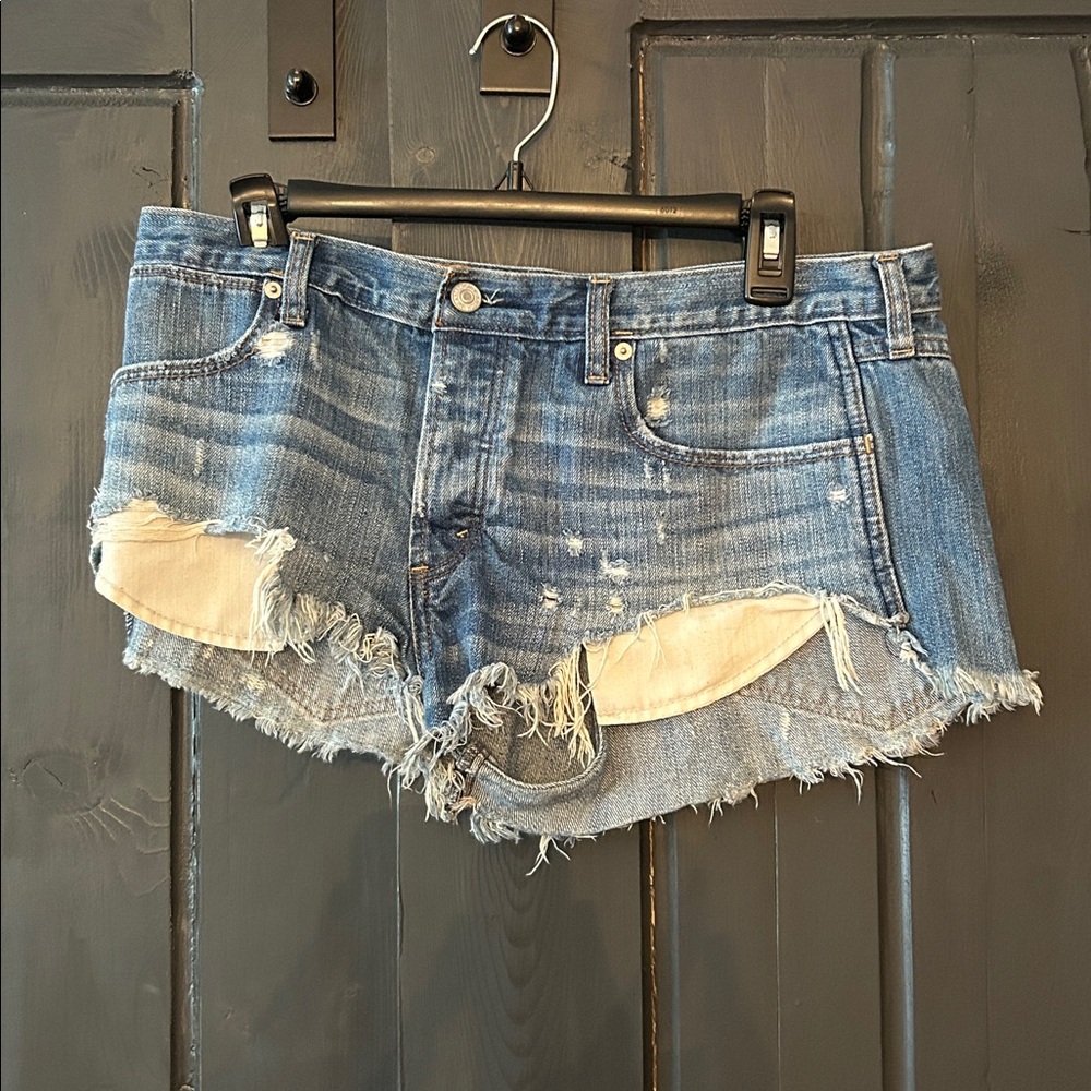 Abercrombie and fitch low waisted cut off shorts
